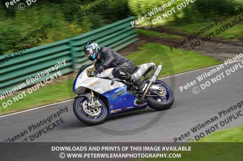 cadwell no limits trackday;cadwell park;cadwell park photographs;cadwell trackday photographs;enduro digital images;event digital images;eventdigitalimages;no limits trackdays;peter wileman photography;racing digital images;trackday digital images;trackday photos